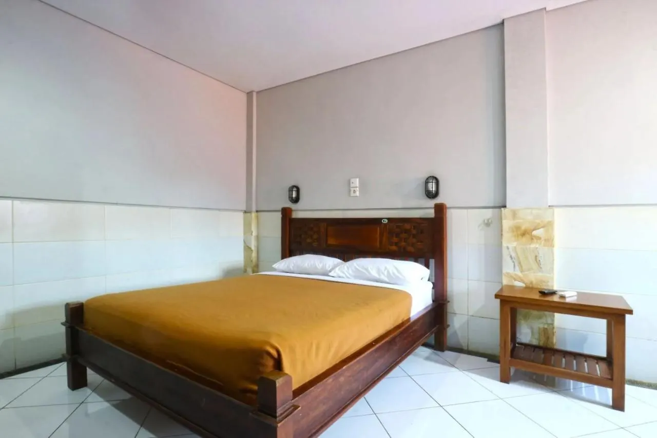 Kedin'S Inn Denpasar  Hotel